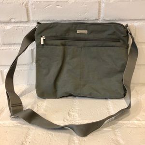 Baggallini gray nylon crossbody bag